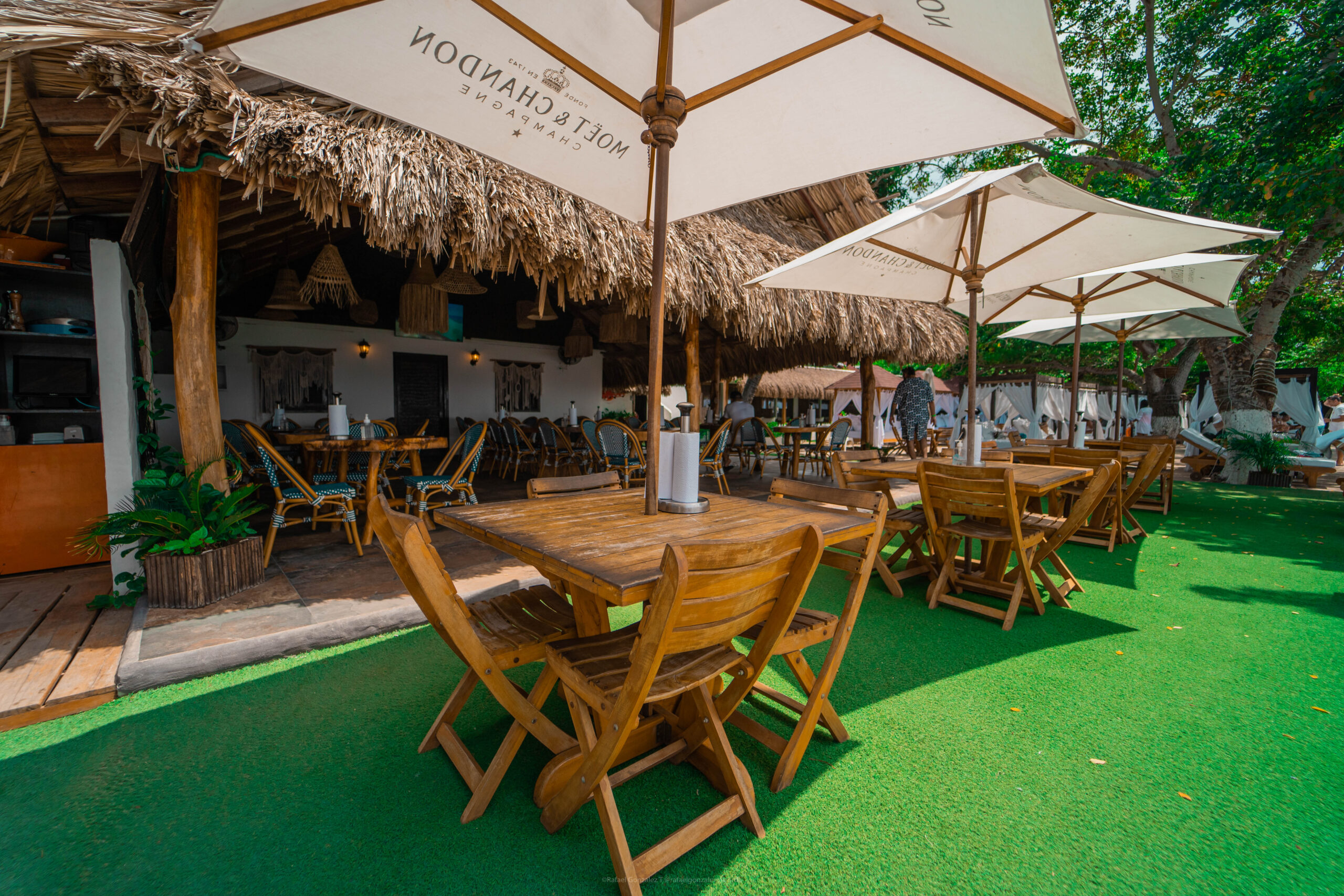 Bora Bora Beach Club - Image 8